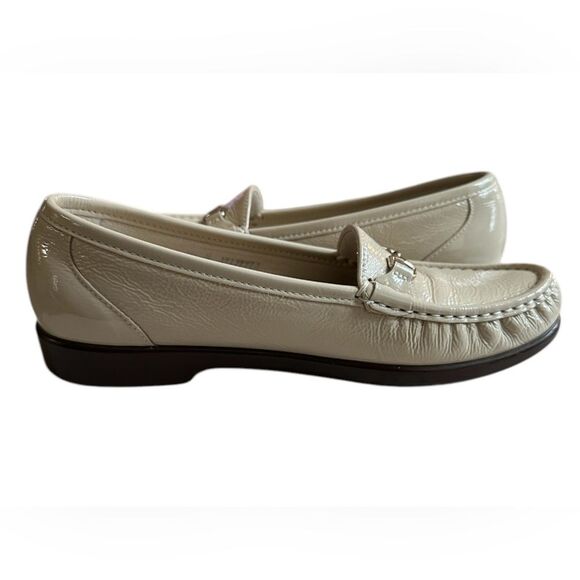 SAS Metro Horsebit Loafer Size 8N Bone Color Patent Leather. - Picture 3 of 9